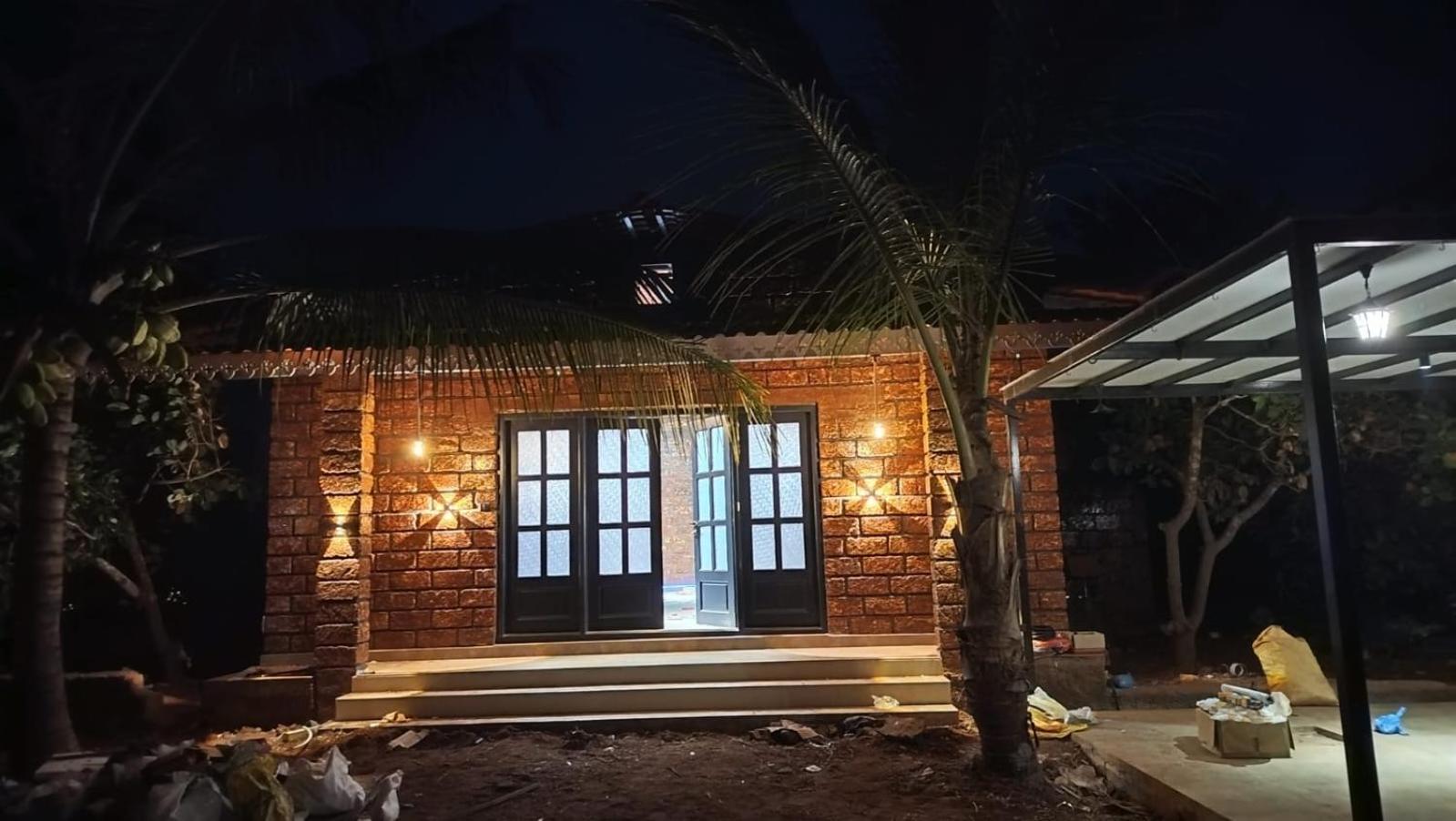 Saka Kadams Home Stay Guhagar Luaran gambar