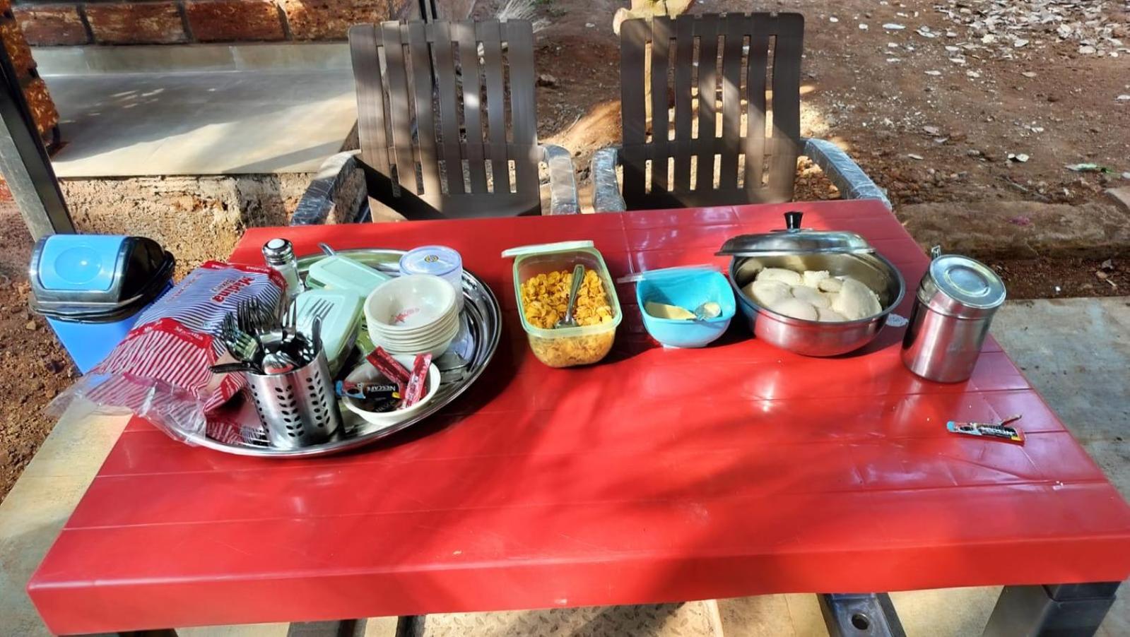 Saka Kadams Home Stay Guhagar Luaran gambar